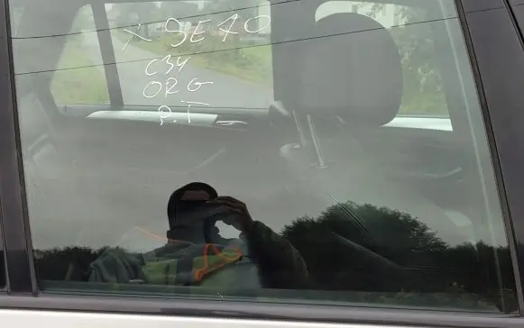 BMW X5 E70 Sliding door window/glass 