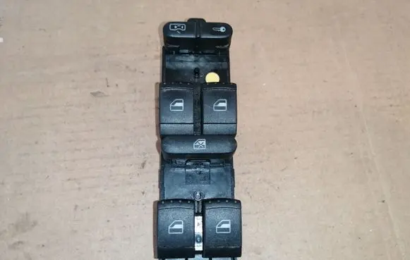 Volkswagen PASSAT B5.5 Electric window control switch 1J4959857D