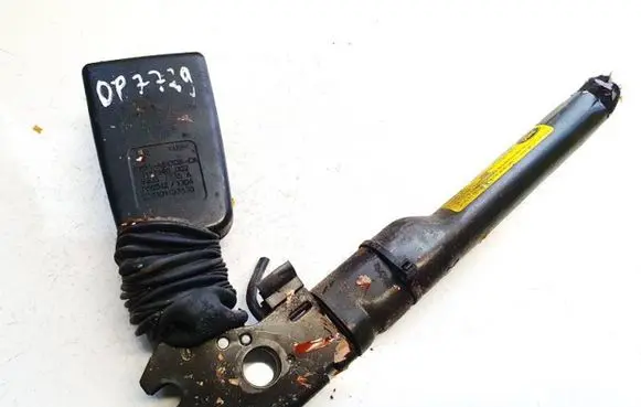 Ford Focus Front seatbelt buckle 4m51a61208ca 4m51-a61208-ca
