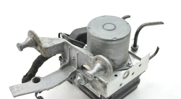 Mercedes-Benz A W169 ABS Pump A0064810812