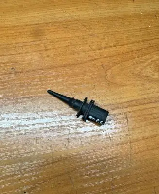 BMW 5 E60 E61 Outside/exterior temperature sensor 6936953