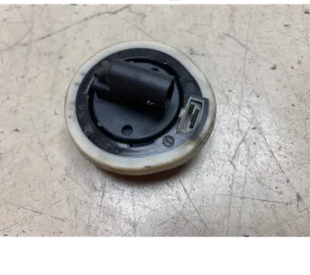 Volkswagen Golf VI Airbag deployment crash/impact sensor 5WK44007