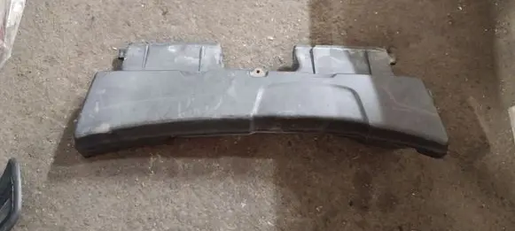 BMW 3 E90 E91 Air intake duct part 13717800300