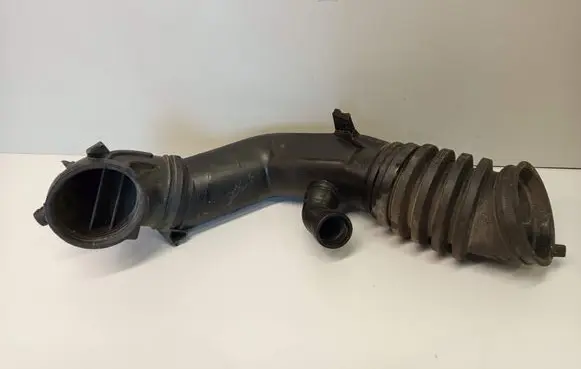 Mercedes-Benz CLK A208 C208 Air intake hose/pipe A1121410004
