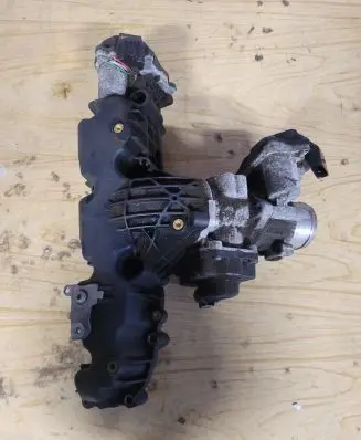Audi A5 8T 8F Intake manifold