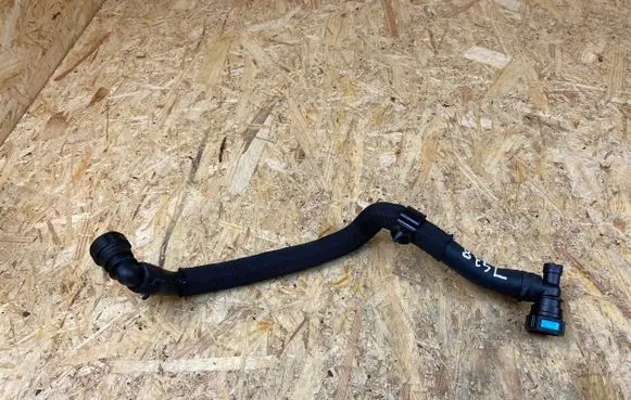 Jaguar F-Pace Engine coolant pipe/hose M8A28C424BB 1R717907