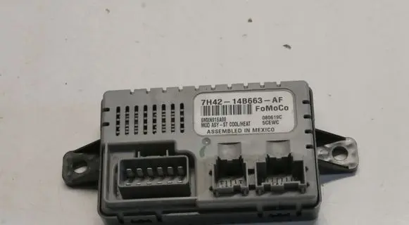 Land Rover Range Rover L322 Seat control module 7H4214B663AF
