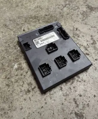 Audi A7 S7 4G Comfort/convenience module 4H0907063G F005V01139 4H0907063