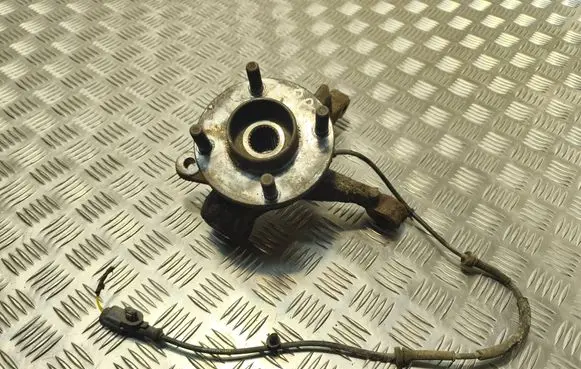 Front wheel hub