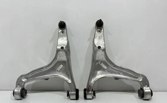 Front lower control arm/wishbone