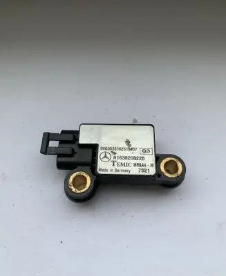 Mercedes-Benz ML W163 Airbag deployment crash/impact sensor A1638200226