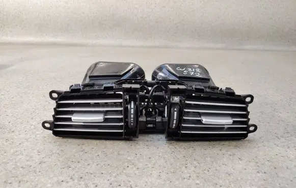 Mercedes-Benz E W212 Dash center air vent grill A2128302554AOP1403 A2128302554
