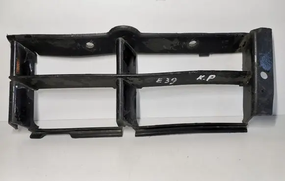 Front bumper lower grill
