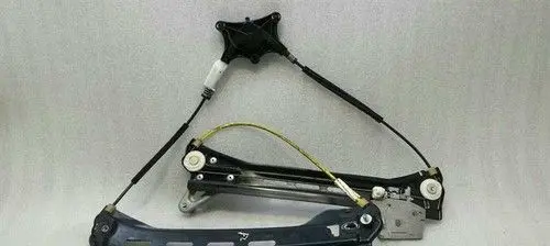 Mercedes-Benz CLA C117 X117 W117 Front door electric window regulator A2187200379