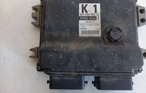 Suzuki Swift I Engine control unit/module ECU 3392062J11 062J1 MB1123000392