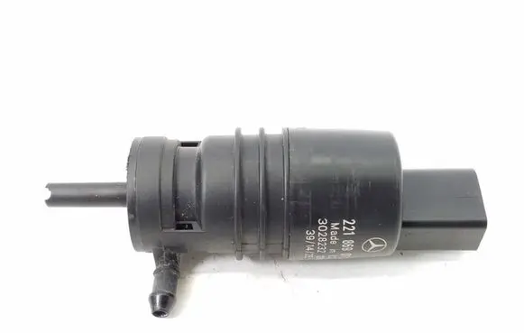 Mercedes-Benz SLK R172 Windscreen/windshield washer pump A2218690121