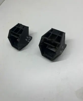 BMW 3 E46 Radiator mount bracket 1436264
