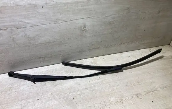 Audi A4 S4 B9 Front wiper blade arm 8W1955407