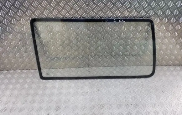 Volkswagen Transporter - Caravelle T4 Rear side window