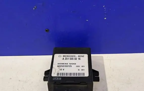Mercedes-Benz R W251 Air suspension control unit module (rear) A2515450216