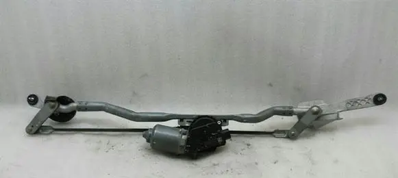 Chrysler 300C Front wiper linkage and motor 68082553AA