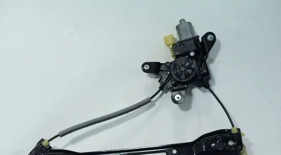 Ford Fusion Rear door window regulator with motor