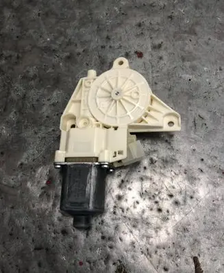 Mercedes-Benz E W212 Rear door window regulator motor A2048200542BILI A2048200542