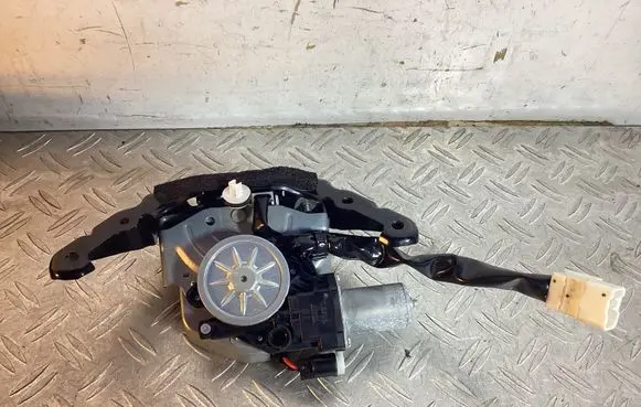 Lexus RX 450H Tailgate/trunk/boot lock/catch/latch T9161351B 1638000770