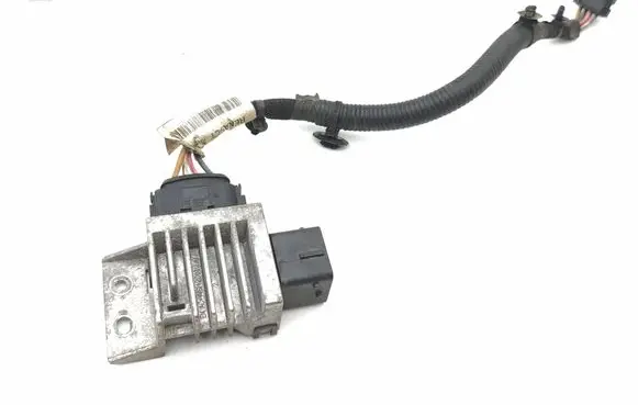 Renault Megane IV Glow plug pre-heat relay 271203982R