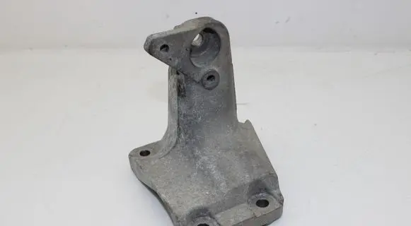 BMW 1 F20 F21 Engine mounting bracket 22116788612 6788612