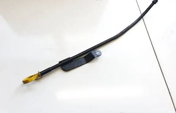 Mazda CX-7 Oil level dip stick 