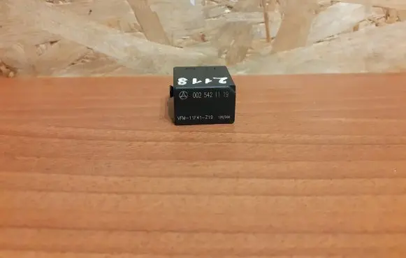 Mercedes-Benz ML W164 Other relay 2118 0025421119