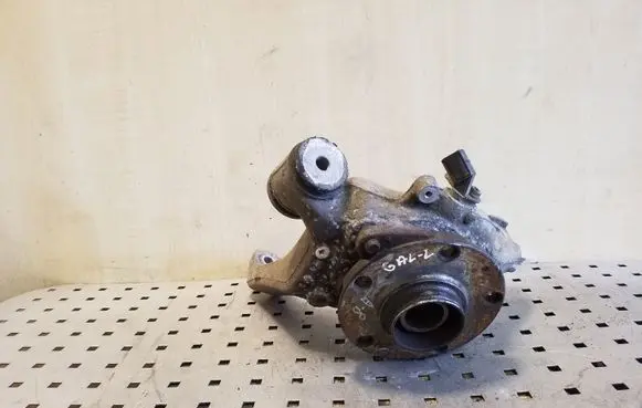 Audi A8 S8 D3 4E Rear wheel hub