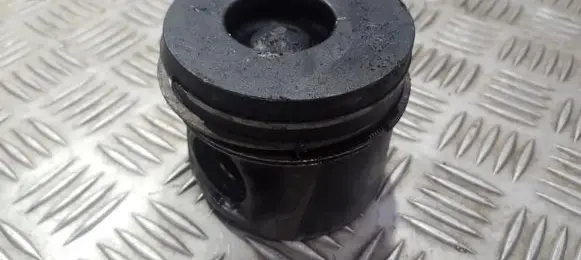 Ford Focus Piston 
