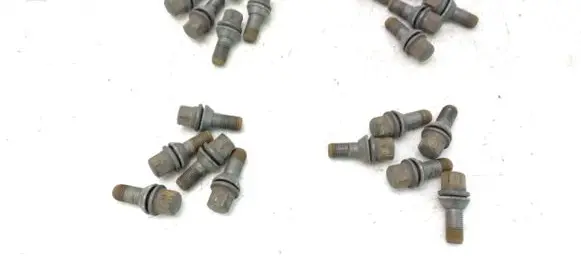 Nuts/bolts