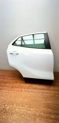 Opel Mokka Rear door