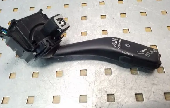 Volkswagen Touran I Wiper control stalk 1K0953519J