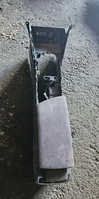 Renault Megane IV Center console brak