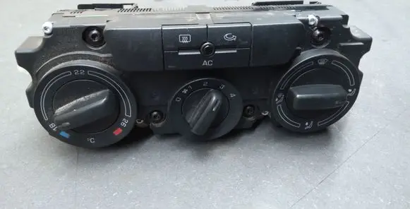 Skoda Octavia Mk2 (1Z) Climate control unit 1Z0820045A 5HB00932401
