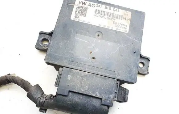 Volkswagen PASSAT B7 Other control units/modules 3aa919041