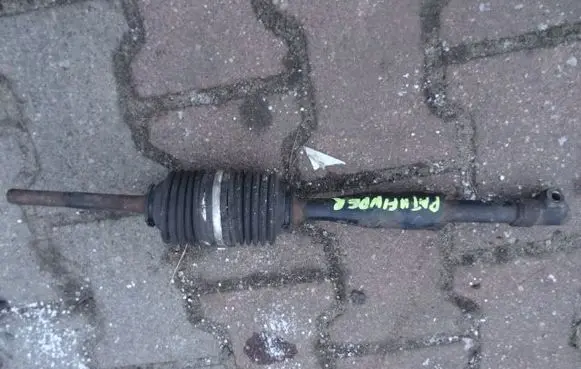 Nissan Pathfinder R51 Steering column universal joint xxxxxxxxxxx