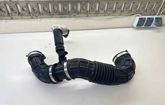 Ford Transit Custom Intercooler hose/pipe GK219R504AC GK219F805AA 1176589S01
