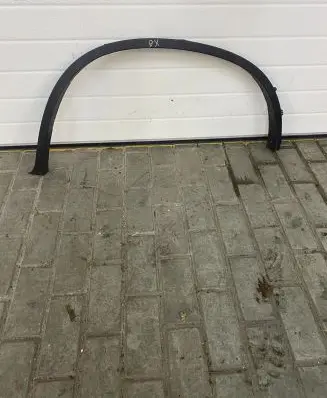 BMW X6 E71 Front arch trim 51777176236 E762
