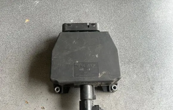 Skoda Roomster (5J) Turbo solenoid valve 6Q0906625