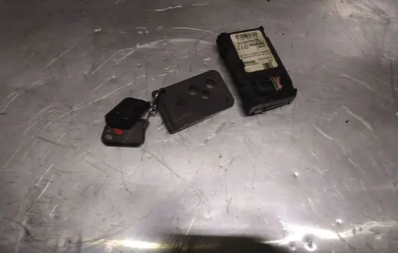 Renault Scenic II - Grand scenic II Ignition key card reader 8200125077