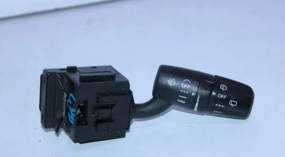 Mazda 3 II Wiper switch 