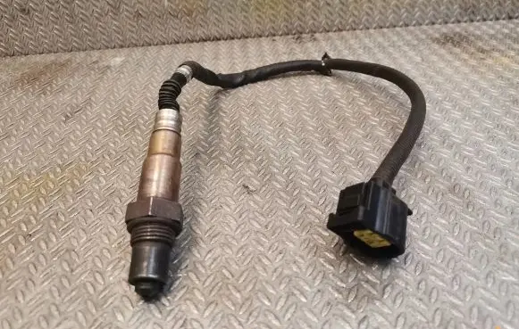 Mercedes-Benz SLK R171 Lambda probe sensor 0045420818