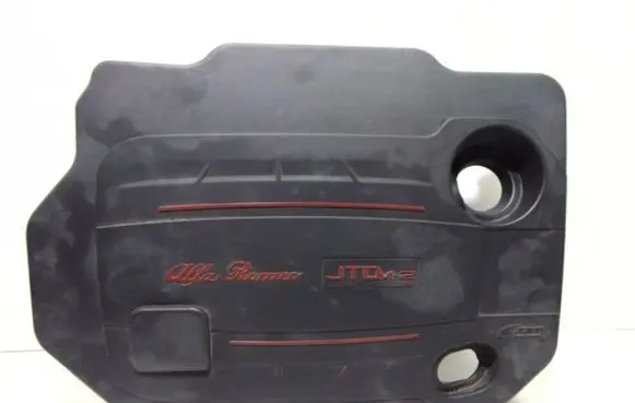 Alfa Romeo Giulietta Engine cover (trim)
