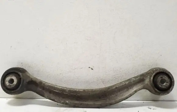 Rear control arm