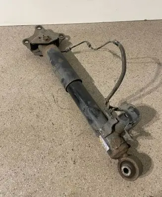 Lexus RX 450H Rear shock absorber/damper 4854048392 1607547